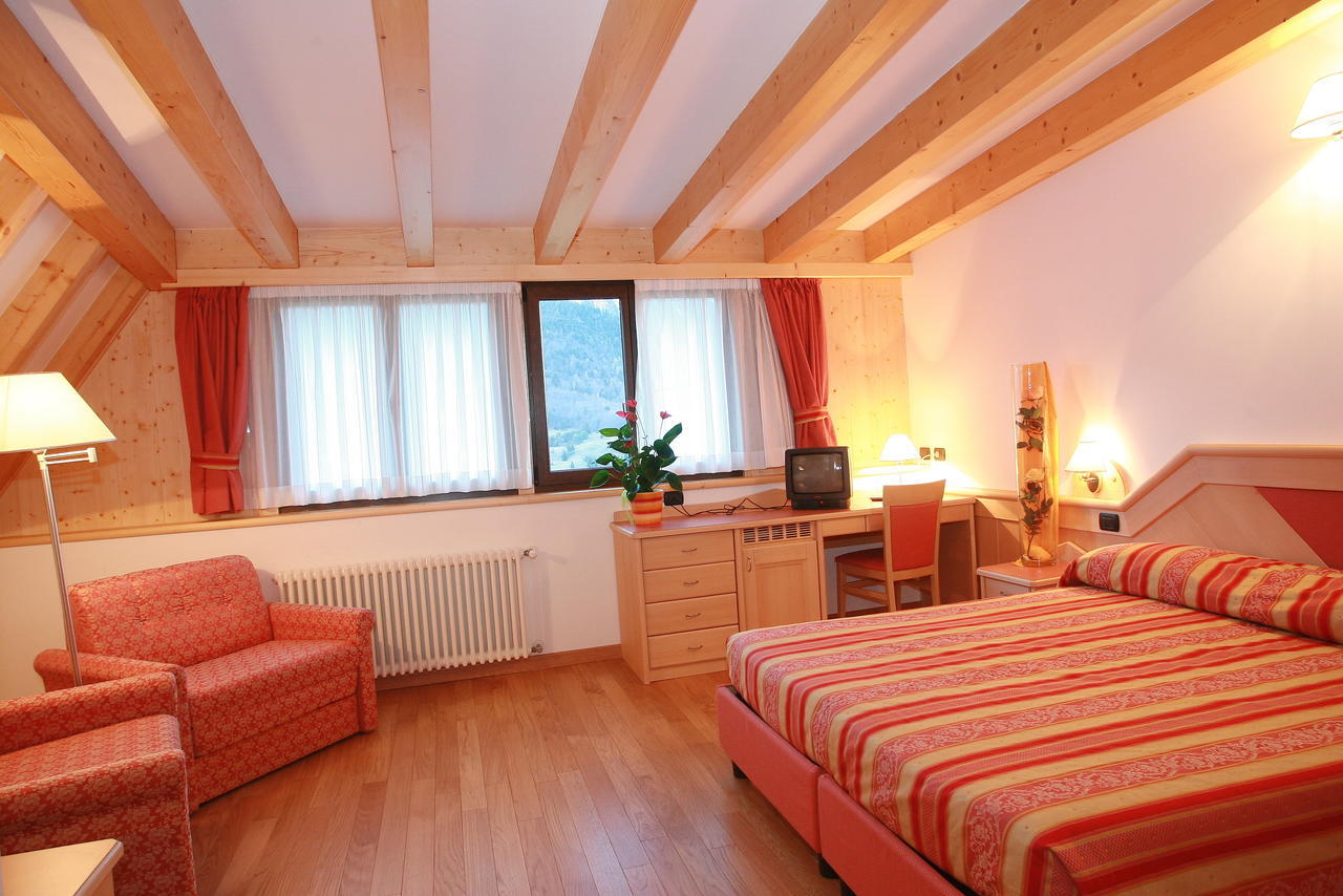 Hotel Regent'S Andalo Δωμάτιο φωτογραφία